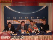 <<->> APASA pentru FOTO la dimensiunea mare <<->> <<->> 2006.11.30 PAO-RAPID (111)